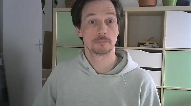 snowypaul11 online show from March 2025 07:59:01 AM