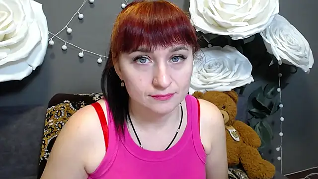 NinaFlawlees online show from November 2025 01:11:02 PM