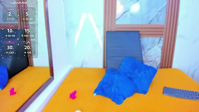 Snapshot of HannyMansonh chatting on October 2025 03:40:02 AM HannyMansonh online show from October 2025 03:40:02 AM