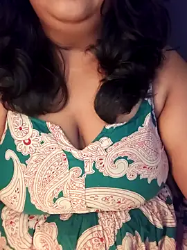 Snapshot of sassy_horny chatting on January 2025 07:34:02 PM sassy horny online show from January 2025 07:34:02 PM