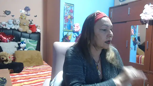 Snapshot of milfeddy_ chatting on March 2025 08:37:02 PM milfeddy online show from March 2025 08:37:02 PM