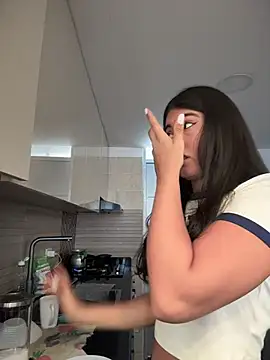 Gaby zahir  online show from December 2025 01:18:02 PM