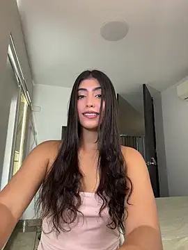 Snapshot of Gaby_zahir_ chatting on May 2026 01:36:02 AM Gaby zahir online show from May 2026 01:36:02 AM