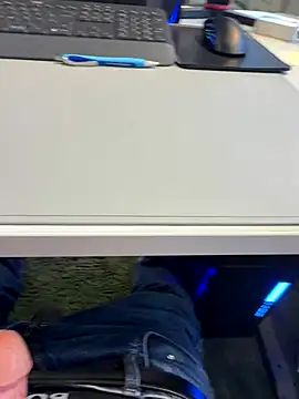 KielerMen online show from December 2025 08:12:02 AM