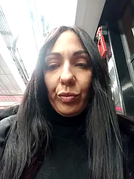 Snapshot of LeticiaWoods chatting on February 2025 05:28:01 PM LeticiaWoods online show from February 2025 05:28:01 PM