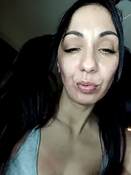 Snapshot of LeticiaWoods chatting on March 2025 09:26:02 PM LeticiaWoods online show from March 2025 09:26:02 PM
