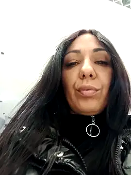 Snapshot of LeticiaWoods chatting on March 2025 02:45:01 PM LeticiaWoods online show from March 2025 02:45:01 PM