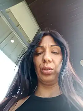 Snapshot of LeticiaWoods chatting on September 2025 09:42:02 AM LeticiaWoods online show from September 2025 09:42:02 AM