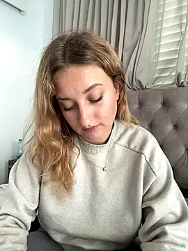 MileySummer online show from November 2025 01:36:01 PM