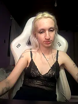 bunnydark00 online show from October 2025 02:50:02 AM