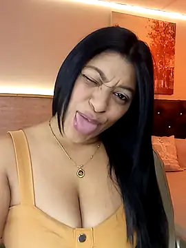 Lashmy111 online show from July 2026 04:10:01 PM