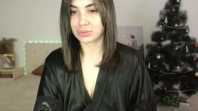 Snapshot of RoxannePure chatting on January 2025 02:09:02 AM RoxannePure online show from January 2025 02:09:02 AM