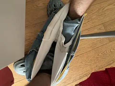 ValentinoRollstars online show from April 2026 10:12:02 AM