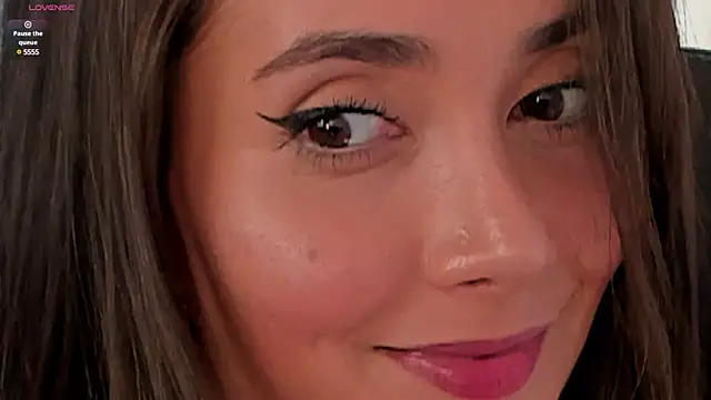 Snapshot of BrookeMiller chatting on January 2025 10:37:01 PM BrookeMiller online show from January 2025 10:37:01 PM