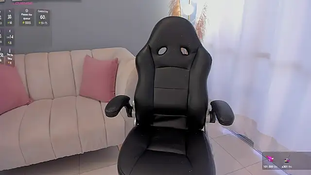 Snapshot of BrookeMiller chatting on February 2025 06:37:01 PM BrookeMiller online show from February 2025 06:37:01 PM