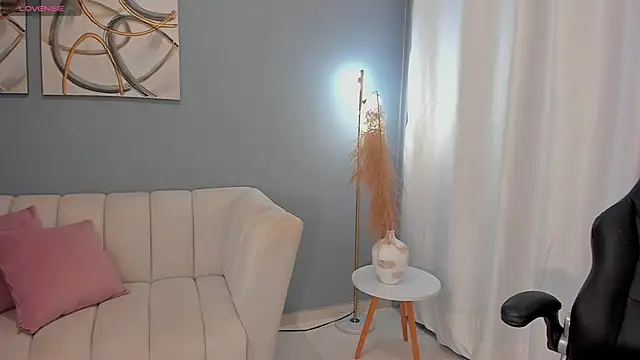 Snapshot of BrookeMiller chatting on March 2025 11:30:02 AM BrookeMiller online show from March 2025 11:30:02 AM