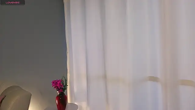 Snapshot of BrookeMiller chatting on October 2025 08:27:02 PM BrookeMiller online show from October 2025 08:27:02 PM