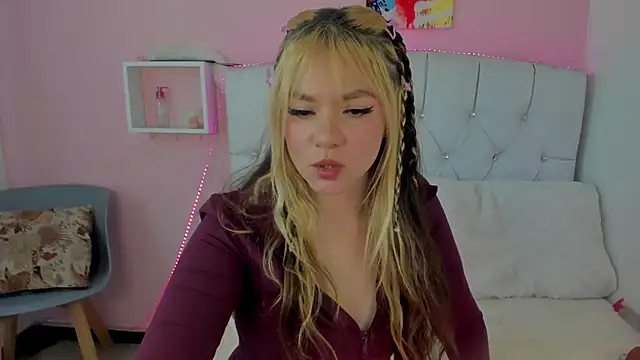 18candys online show from June 2026 03:38:01 PM