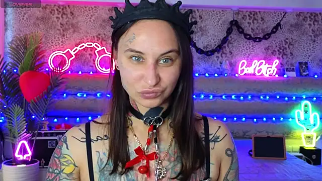 Cool Freak  online show from March 2026 10:37:01 AM