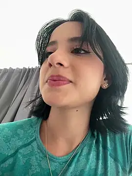 Ale Lewis online show from December 2024 08:21:02 PM