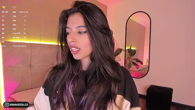 Snapshot of NanaRott chatting on February 2026 08:58:01 PM NanaRott online show from February 2026 08:58:01 PM