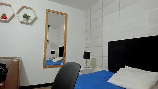 Snapshot of NanaRott chatting on February 2026 07:21:02 PM NanaRott online show from February 2026 07:21:02 PM