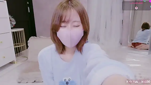 Yuu  k online show from November 2025 03:56:02 PM