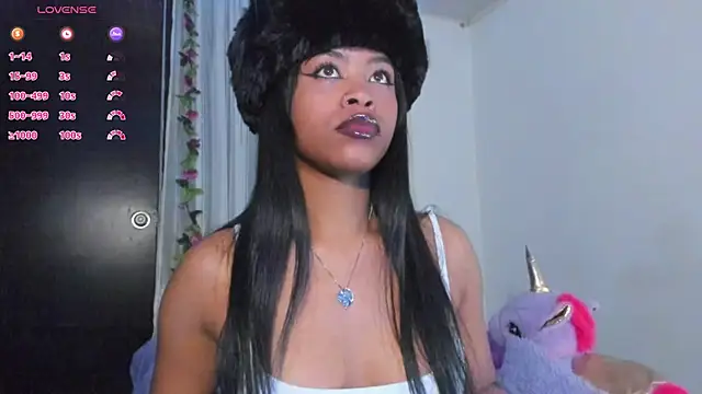 Snapshot of Mia_damm chatting on March 2025 04:35:01 AM Mia damm online show from March 2025 04:35:01 AM