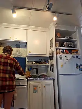 mossy kiss online show from March 2025 02:22:01 PM