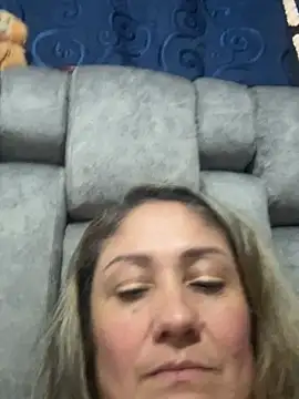 gabiTetas online show from June 2026 07:51:02 PM