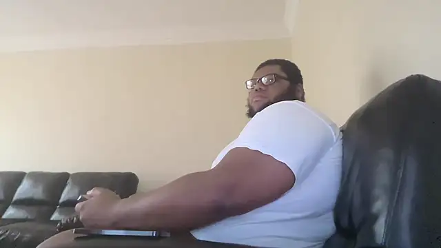 Snapshot of Chiblkchubottom2012 chatting on February 2026 06:07:01 PM Chiblkchubottom2012 online show from February 2026 06:07:01 PM