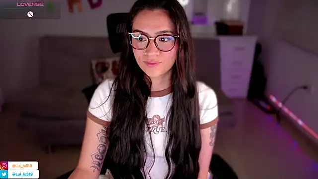 ImLui lu online show from March 2025 02:21:01 AM