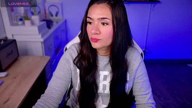 ImLui lu online show from November 2025 10:45:02 PM