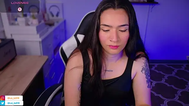 ImLui lu online show from December 2025 07:42:02 PM