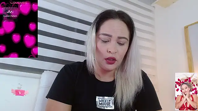 WANDAFOXX1 online show from March 2025 02:49:02 AM