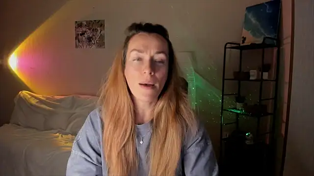 RebeccaMartinez online show from October 2025 11:05:01 AM