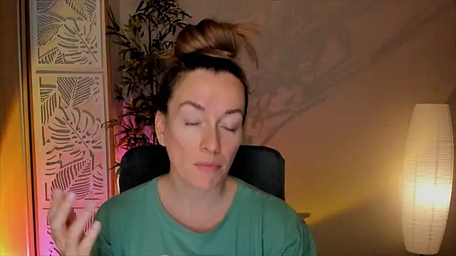 RebeccaMartinez online show from February 2026 05:48:02 AM