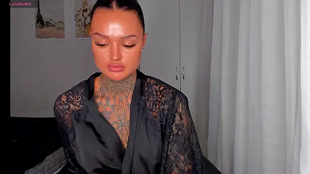 pantera flashh online show from November 2025 09:26:02 PM