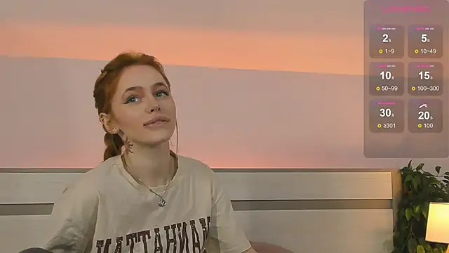 Phoenix Margo online show from October 2025 03:17:01 AM