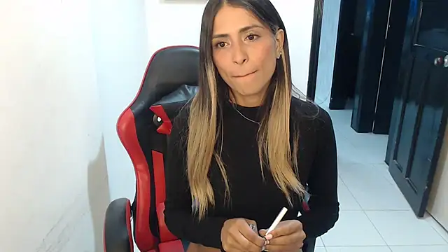 Liamiler01  online show from November 2025 02:24:01 AM