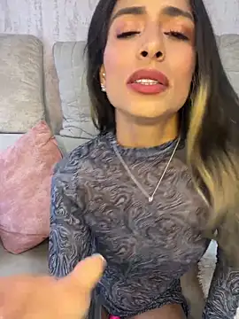 Liamiler01  online show from February 2026 04:52:02 PM