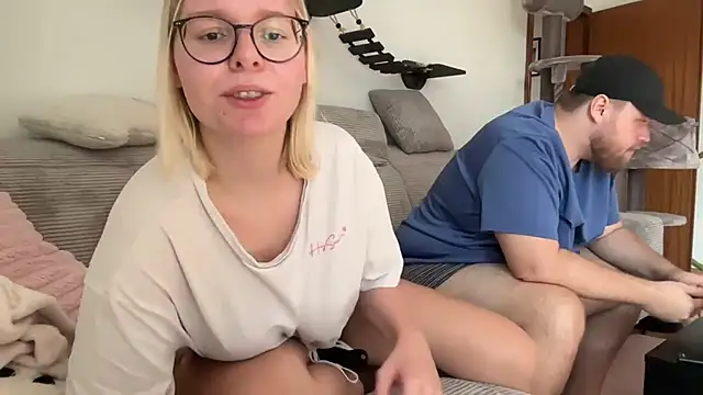 LucyFoxLulu online show from June 2026 02:33:01 PM