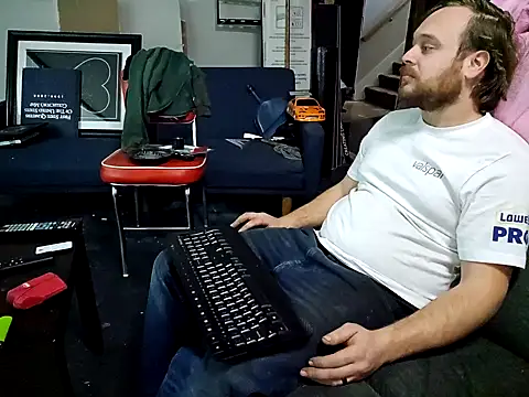 Snapshot of Holy5417_69 chatting on February 2025 01:55:02 PM Holy5417 69 online show from February 2025 01:55:02 PM