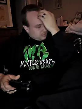 Snapshot of Holy5417_69 chatting on December 2025 01:43:01 AM Holy5417 69 online show from December 2025 01:43:01 AM