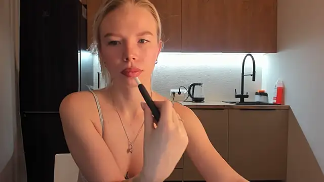 Olivia Bells online show from January 2025 09:57:02 PM
