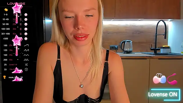 Olivia Bells online show from September 2025 09:38:02 PM