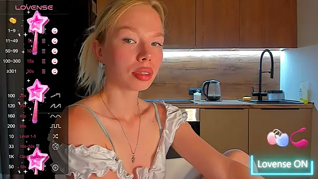 Olivia Bells online show from September 2025 09:38:01 PM