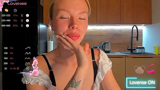 Olivia Bells online show from October 2025 10:10:01 PM