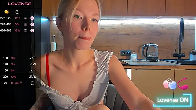 Olivia Bells online show from November 2025 07:24:01 PM