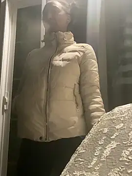 Iceblanca online show from March 2025 12:11:02 AM